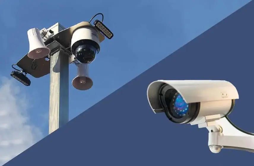 Industrial sectional door for warehouse in Mumbai